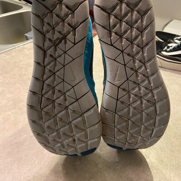 Nike Free RN Flyknit Training Shoes - Size 8 - Picture 7 of 8